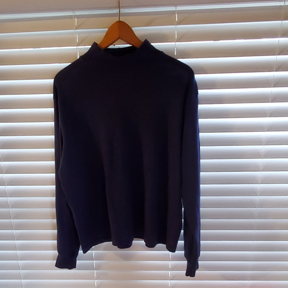 Baxter & Wells mock turtleneck